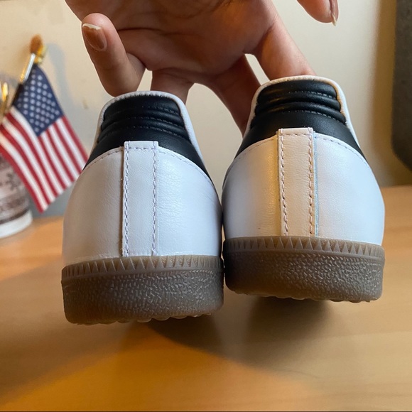 Adidas White Samba OG - Picture 4 of 5